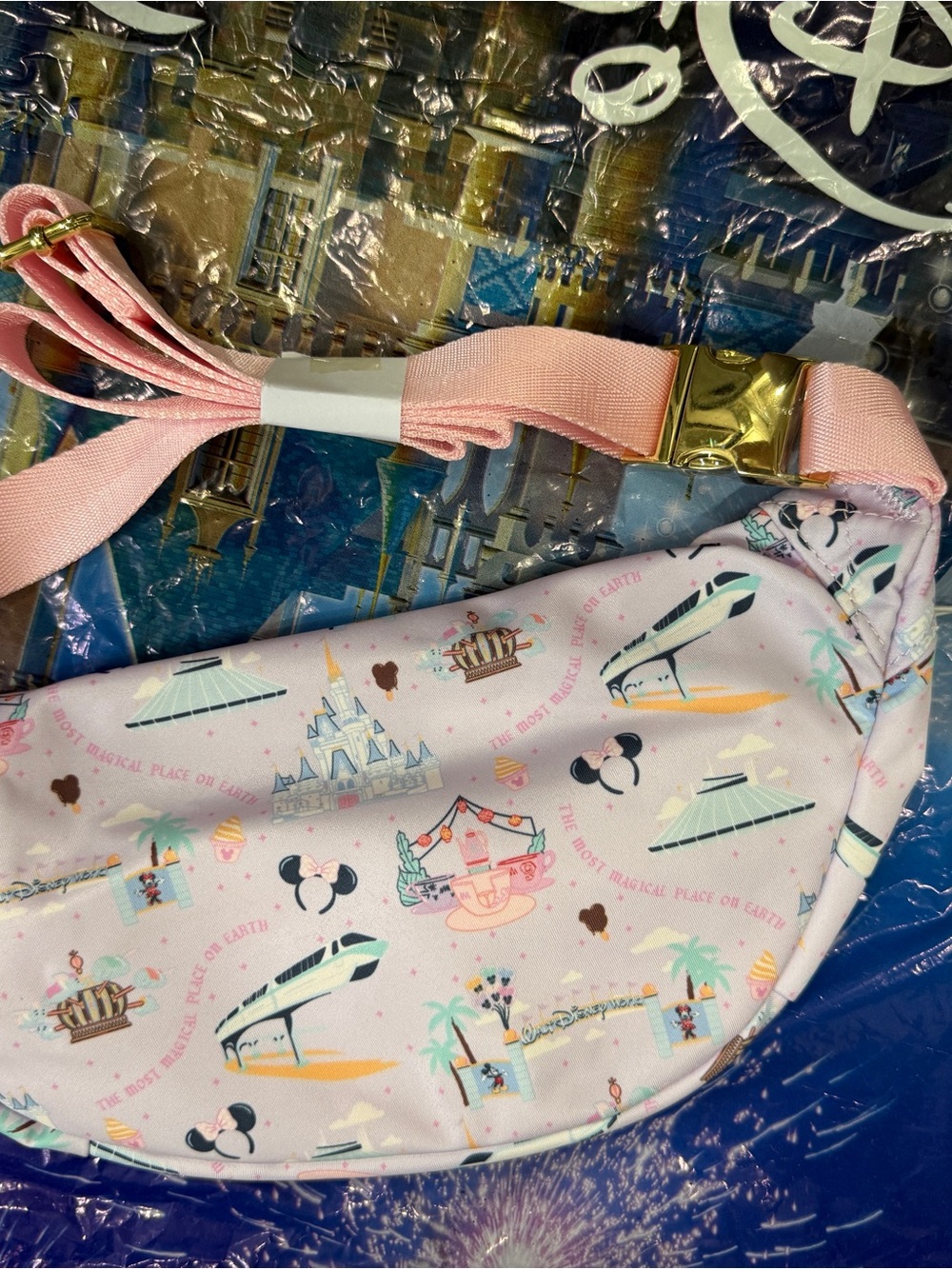 ✨ NWT Stoney Clover Lane x Walt Disney World Belt Bag Pink Park Icons Belt Bag - Picture 5 of 6
